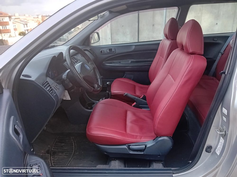 Honda HR-V 1.6 LS - 12