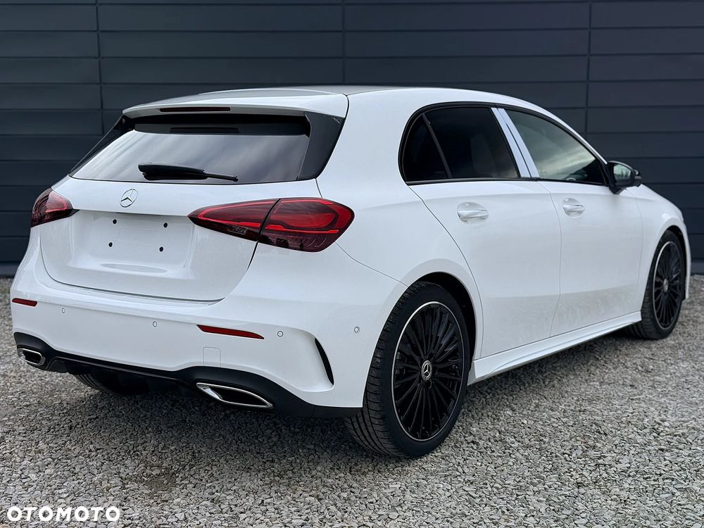 Mercedes-Benz Klasa A 220 4-Matic AMG Line 8G-DCT - 7