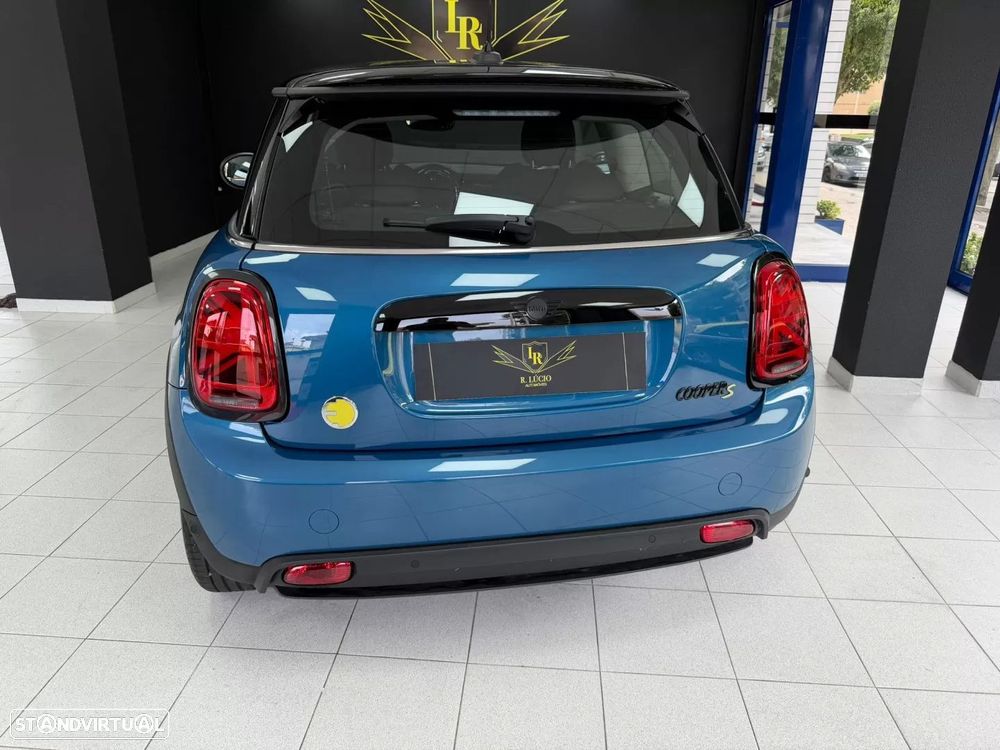MINI 3 Portas Cooper SE Premium Essential - 33