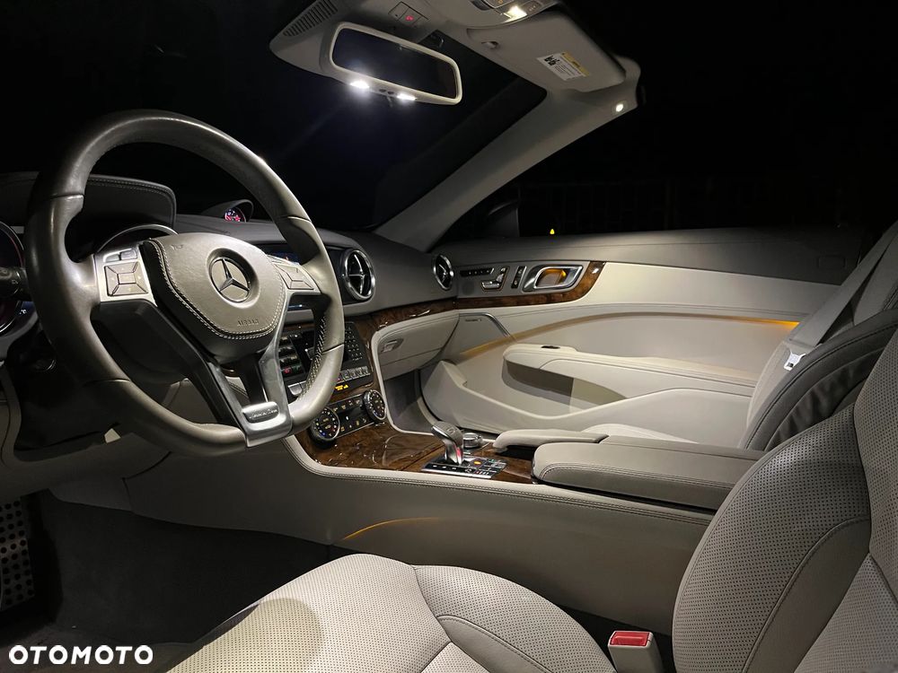 Mercedes-Benz SL 500 7G-TRONIC - 14