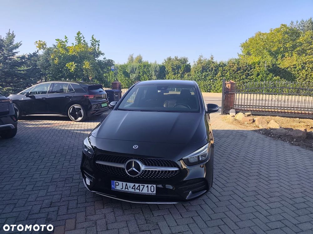 Mercedes-Benz Klasa B 180 d 7G-DCT AMG Line - 9