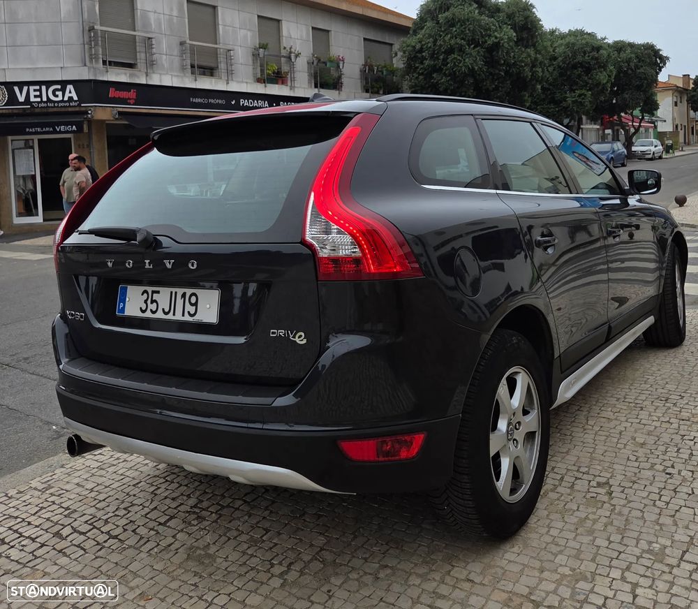 Volvo XC 60 2.0 D3 Drive Momentum Start/Stop - 22
