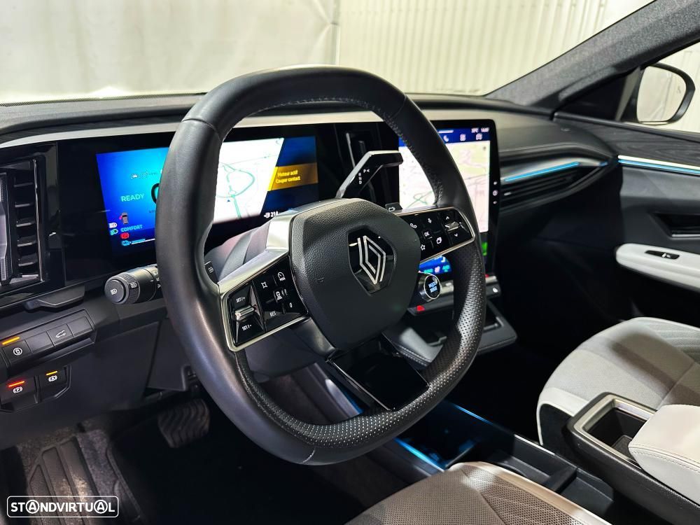 Renault Scénic 220 Long Range Techno — fotografia 18