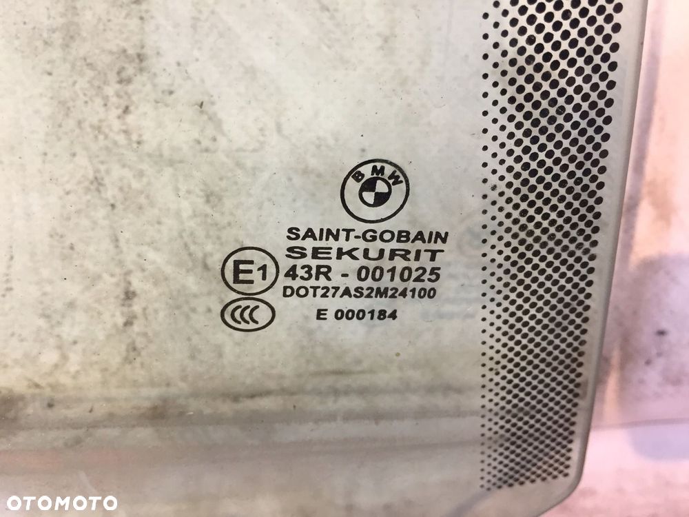 SZYBA DRZWI PRAWA TYŁ BMW 3 GT F34 - 5
