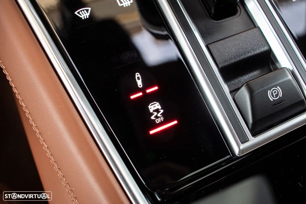 Porsche Panamera Sport Turismo 4S E-Hybrid - 33