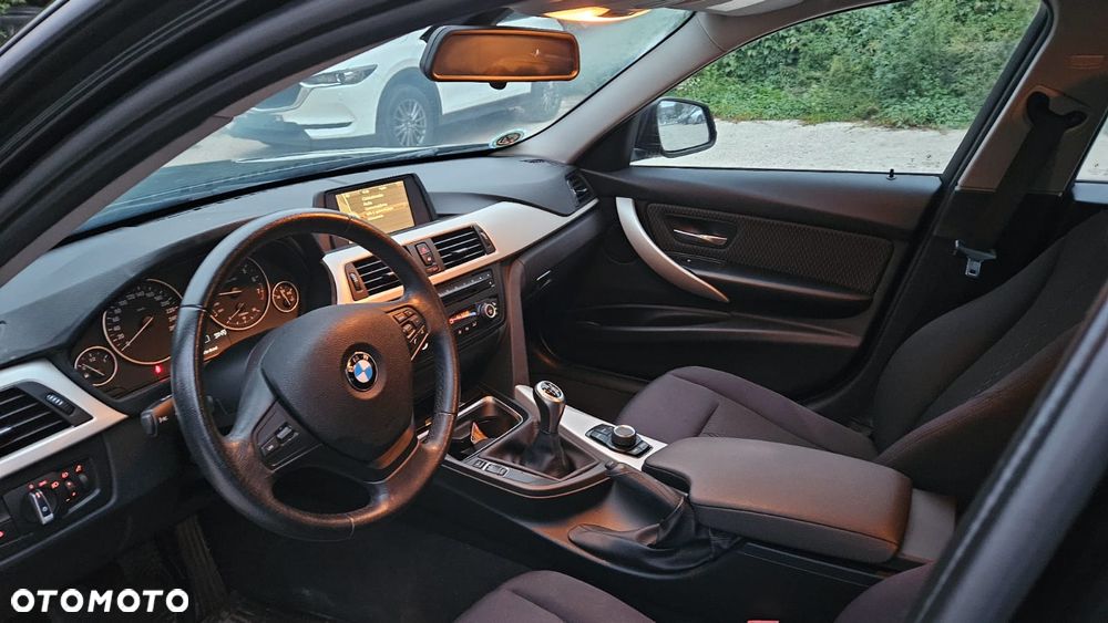 BMW Seria 3 - 3
