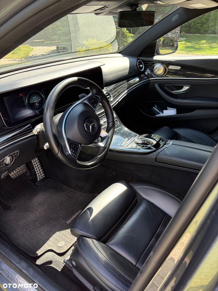 Mercedes-Benz Klasa E 220 d 4-Matic 9G-TRONIC - 8