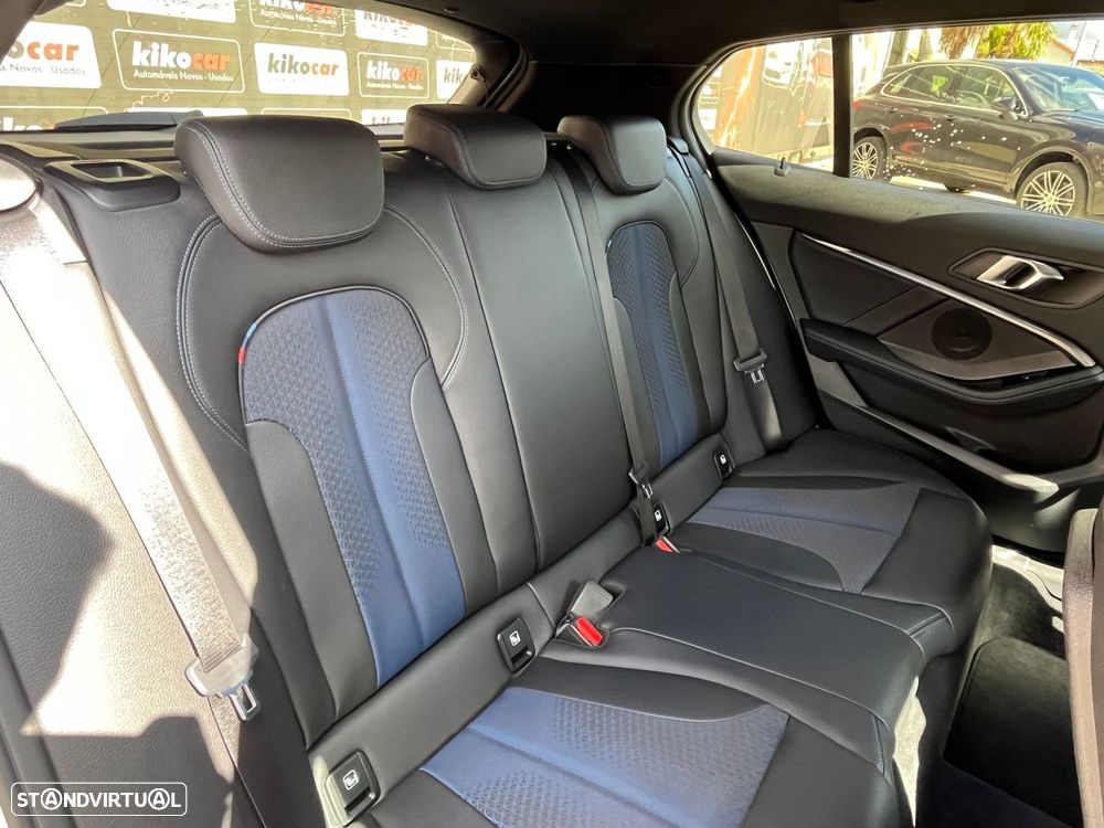 BMW 116 d Pack M Auto - 48