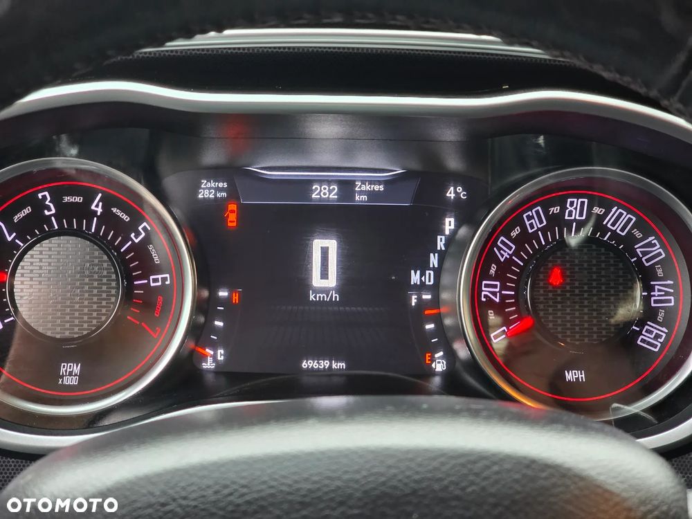 Dodge Challenger 3.6 GT AWD - 7