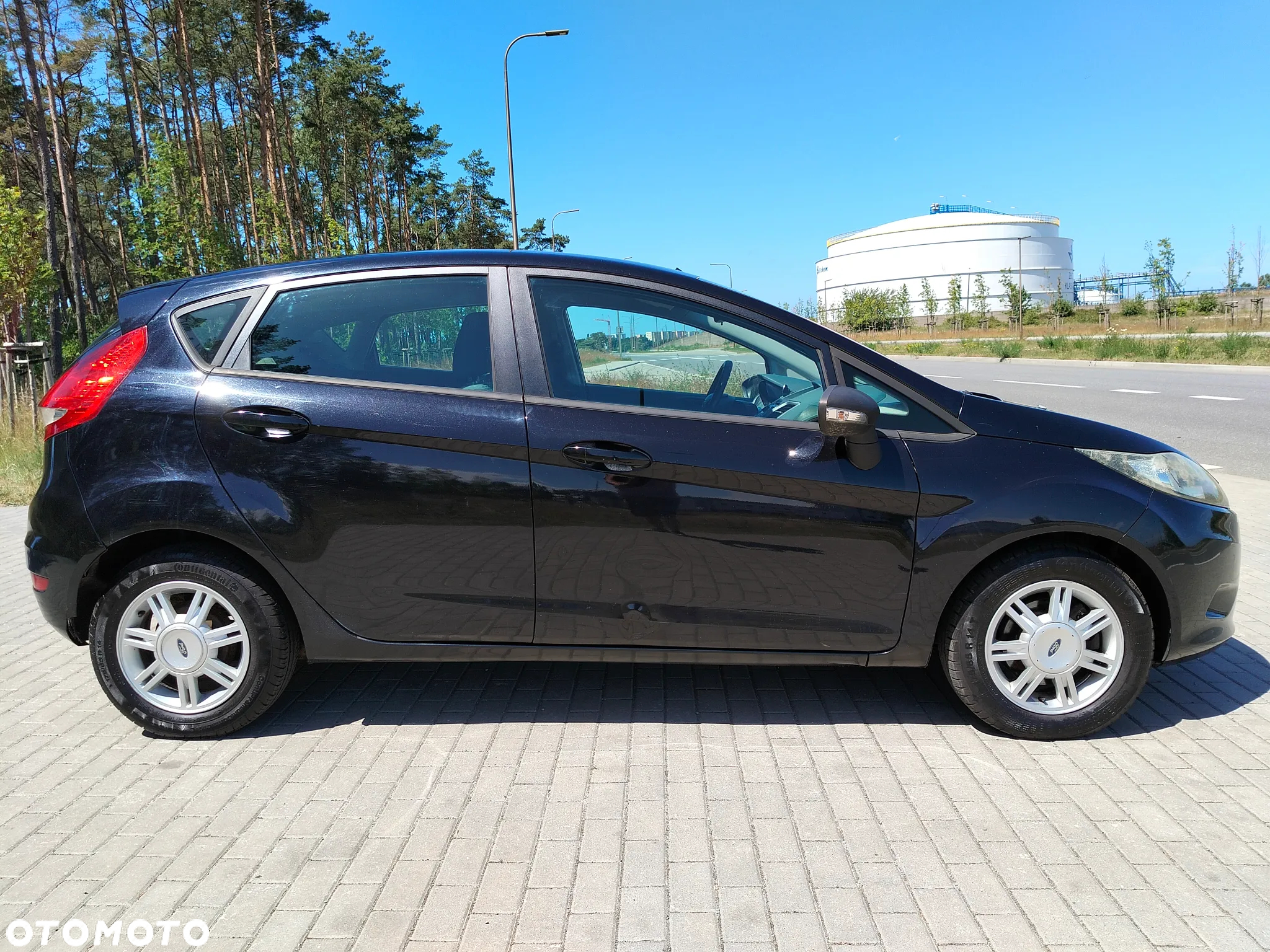 Ford Fiesta 1.4 TDCi Ambiente - 9