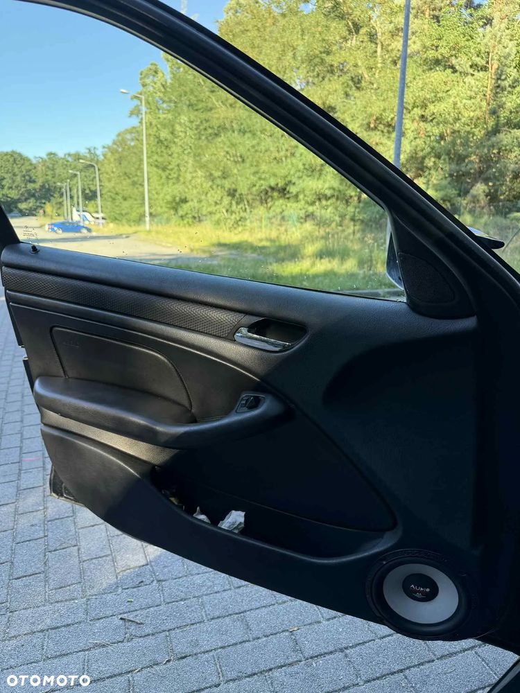 BMW Seria 3 330d - 19