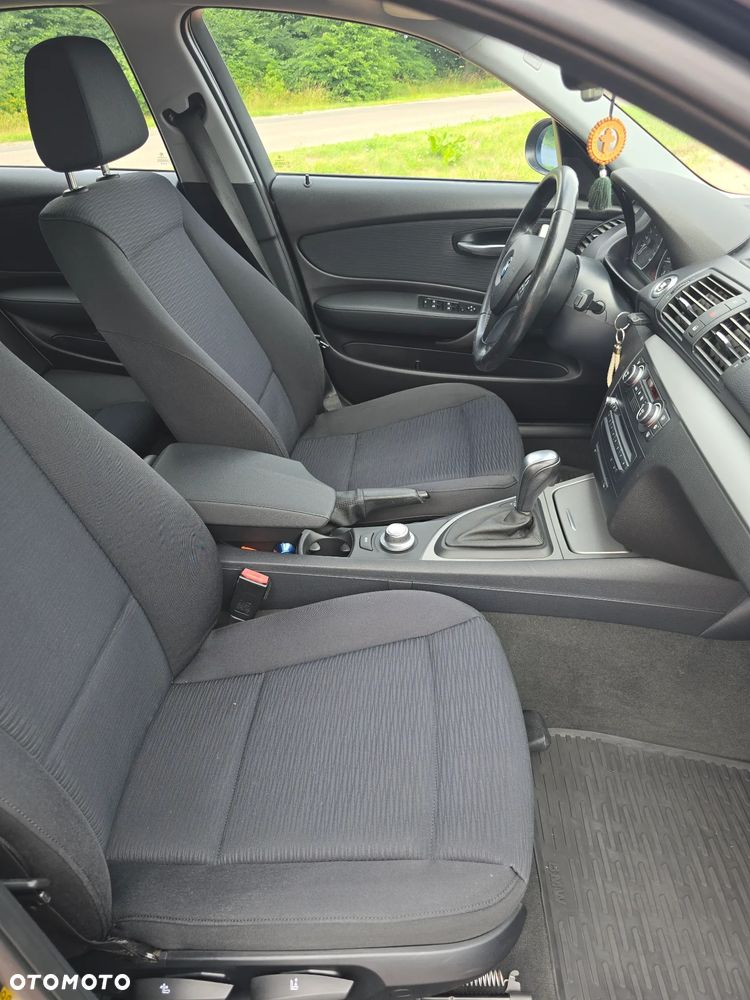 BMW Seria 1 118i - 13