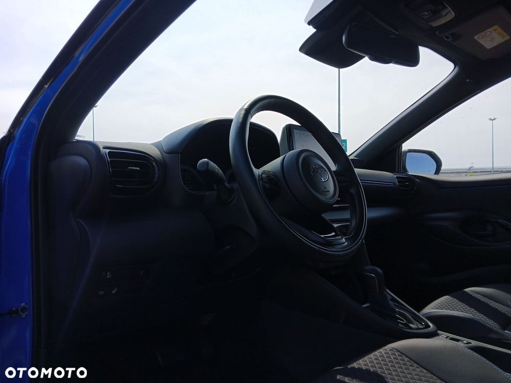 Toyota Yaris Hybrid 1.5 Premiere Edition - 19