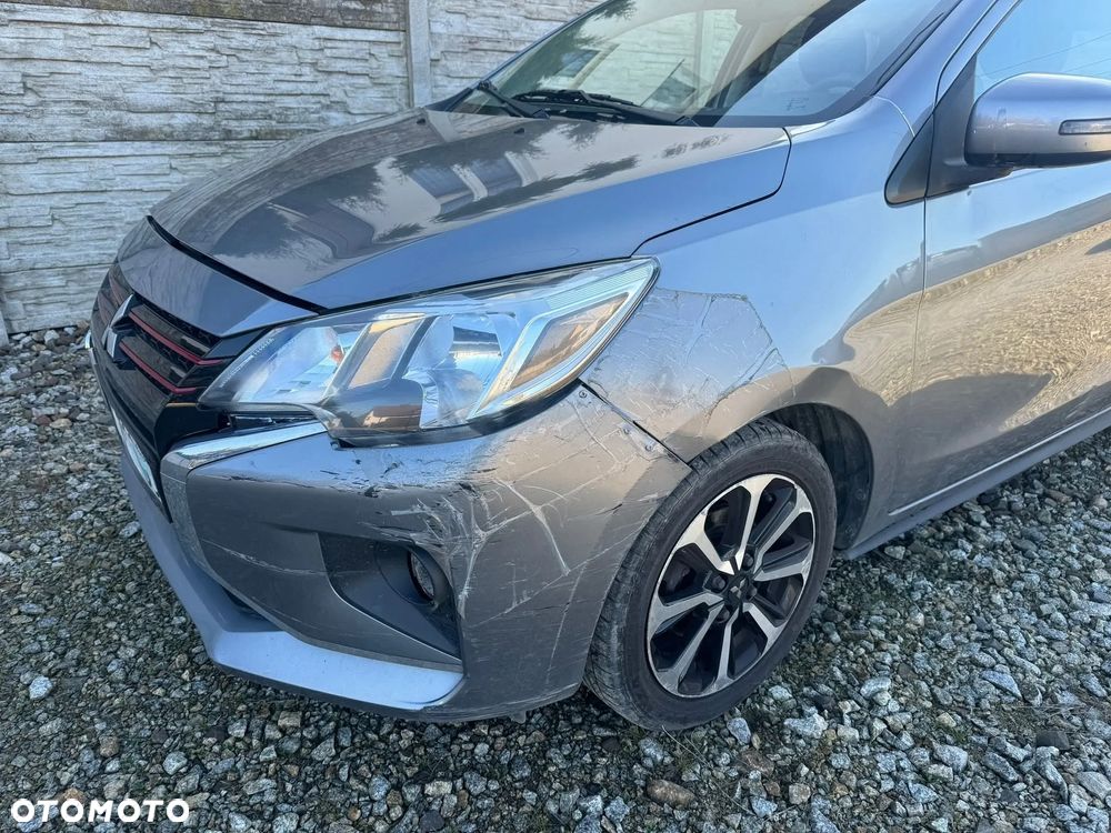 Mitsubishi Space Star - 10