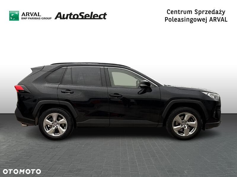 Toyota RAV4 - 7