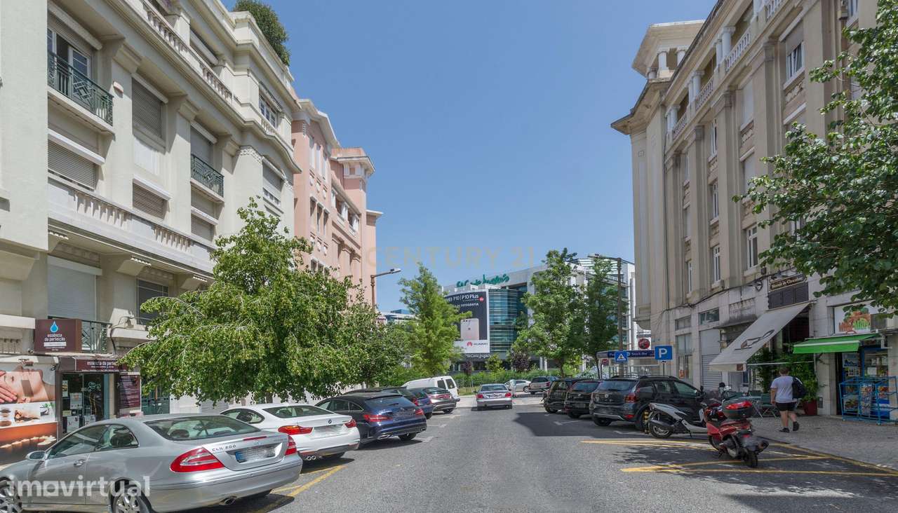 Apartamento Renovado em Avenidas Novas, Lisboa - Grande imagem: 2/23