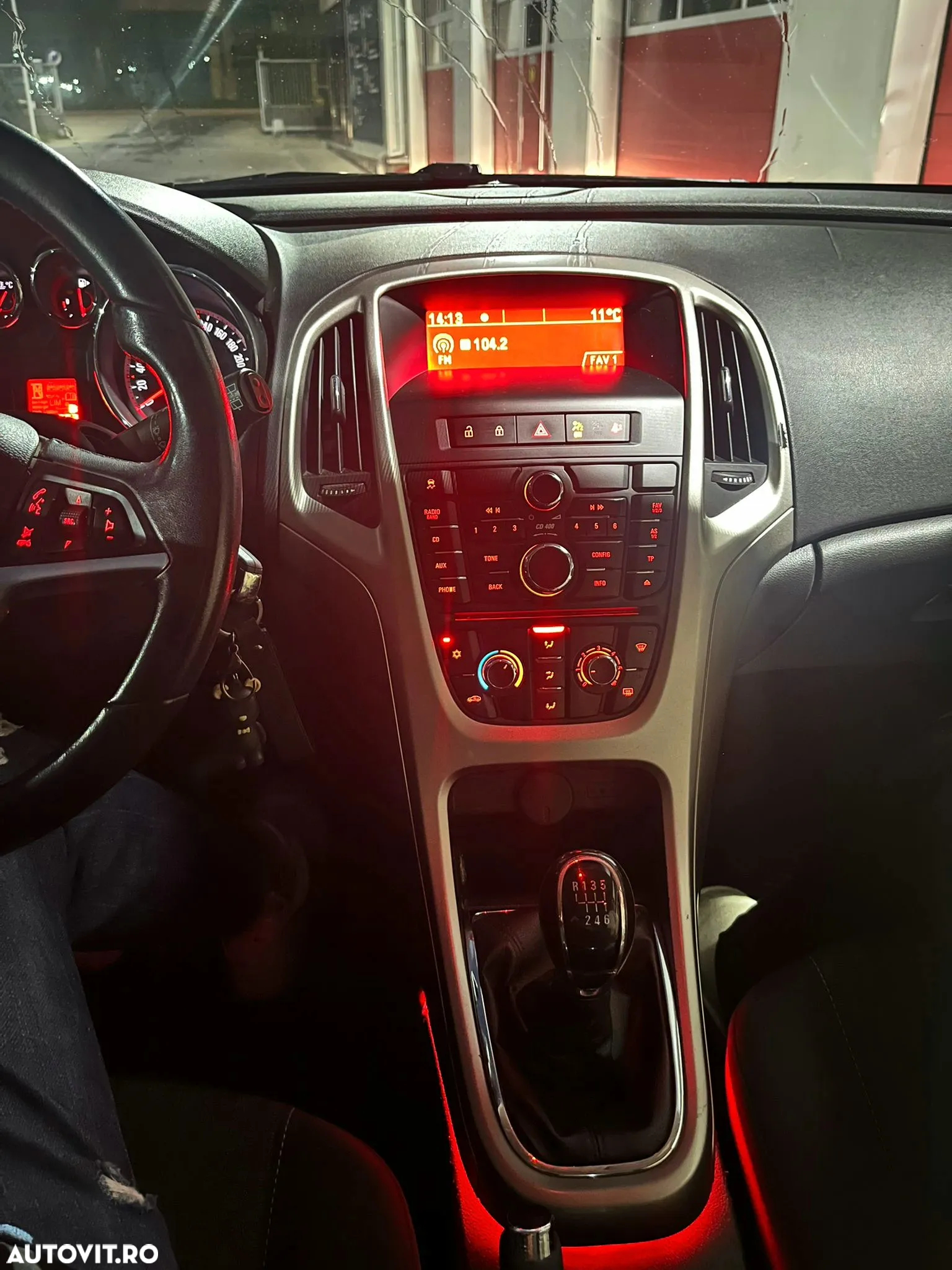 Opel Astra 2.0 CDTI Cosmo - 8