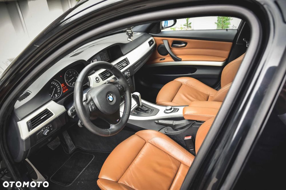 BMW Seria 3 335d - 11