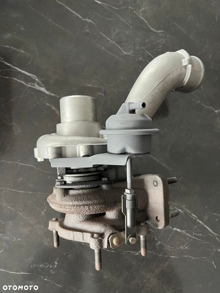 Turbina Nissan Interstar 2.2 dci 90 km - 3