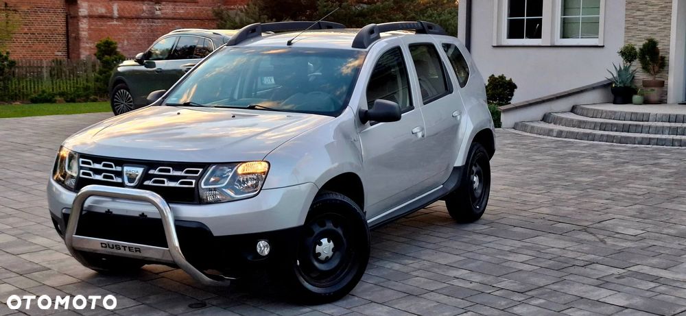 Dacia Duster 1.6 16V 105 4x2 Essentiel - 2