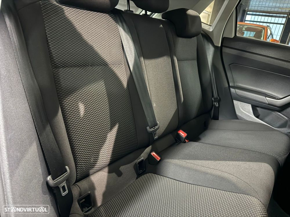 VW Polo 1.0 Confortline - 12