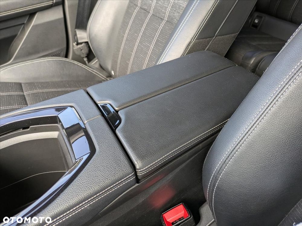 Renault Austral 1.3 TCe mHEV Techno - 22