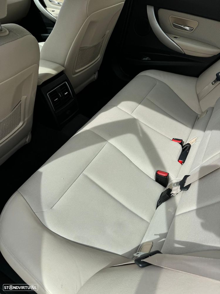 BMW 320 d EfficientDynamics - 5