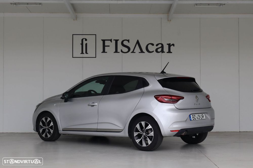 Renault Clio - 10