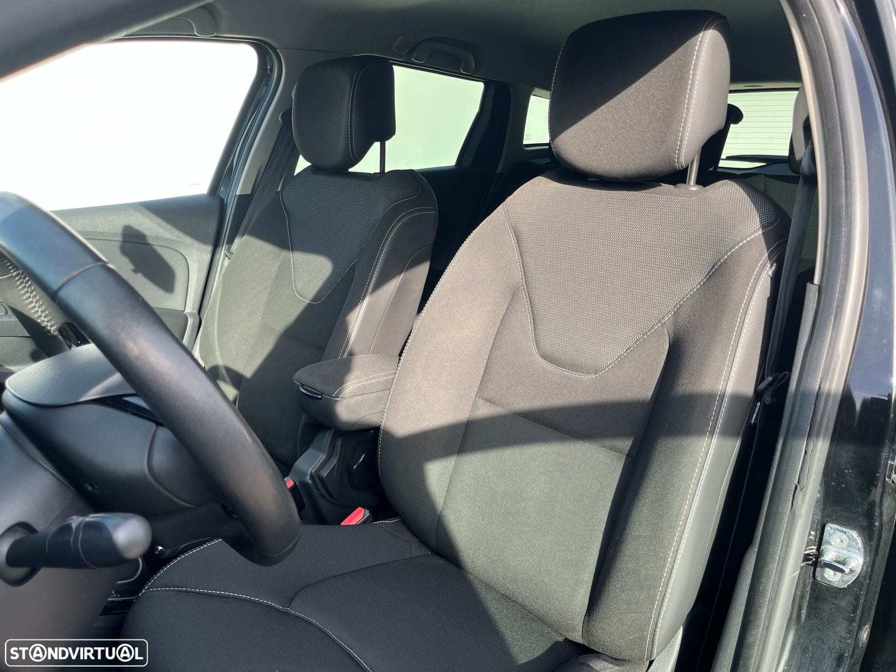 Renault Clio Sport Tourer 1.5 dCi Dynamique S EDC - 14