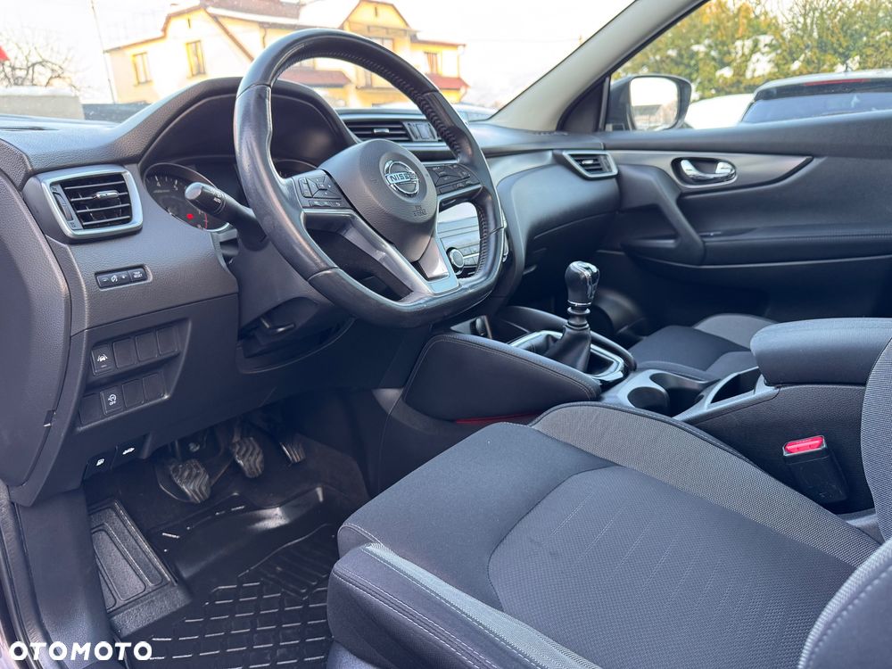 Nissan Qashqai 1.2 DIG-T N-Connecta - 17