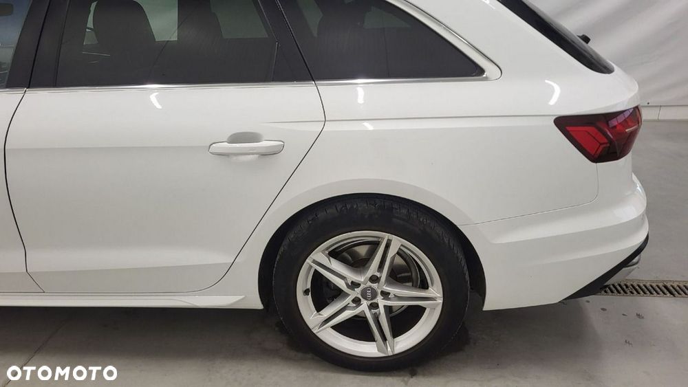 Audi A4 Avant 40 TFSI mHEV Advanced S tronic - 9