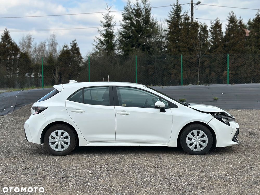 Toyota Corolla - 10