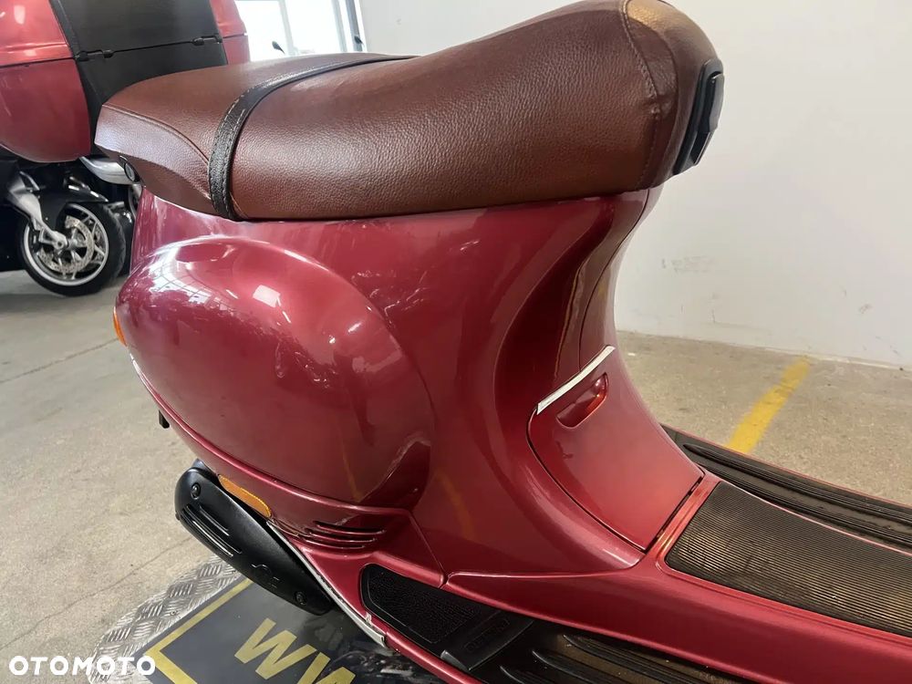 Piaggio Vespa - 13