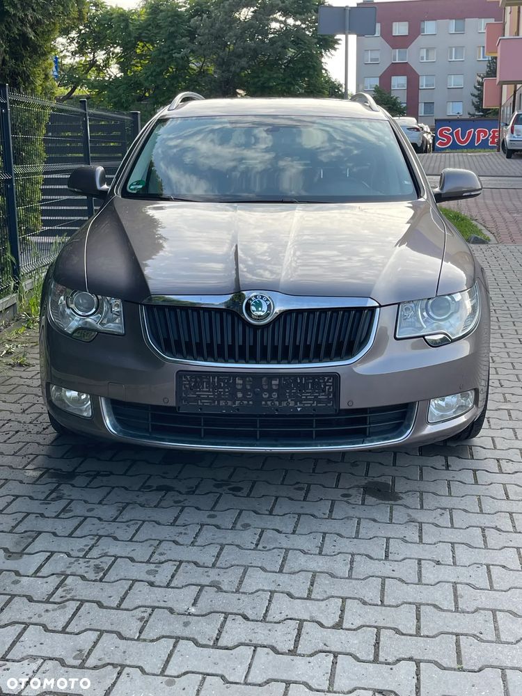 Skoda Superb 2.0 TSI DSG Exclusive - 5