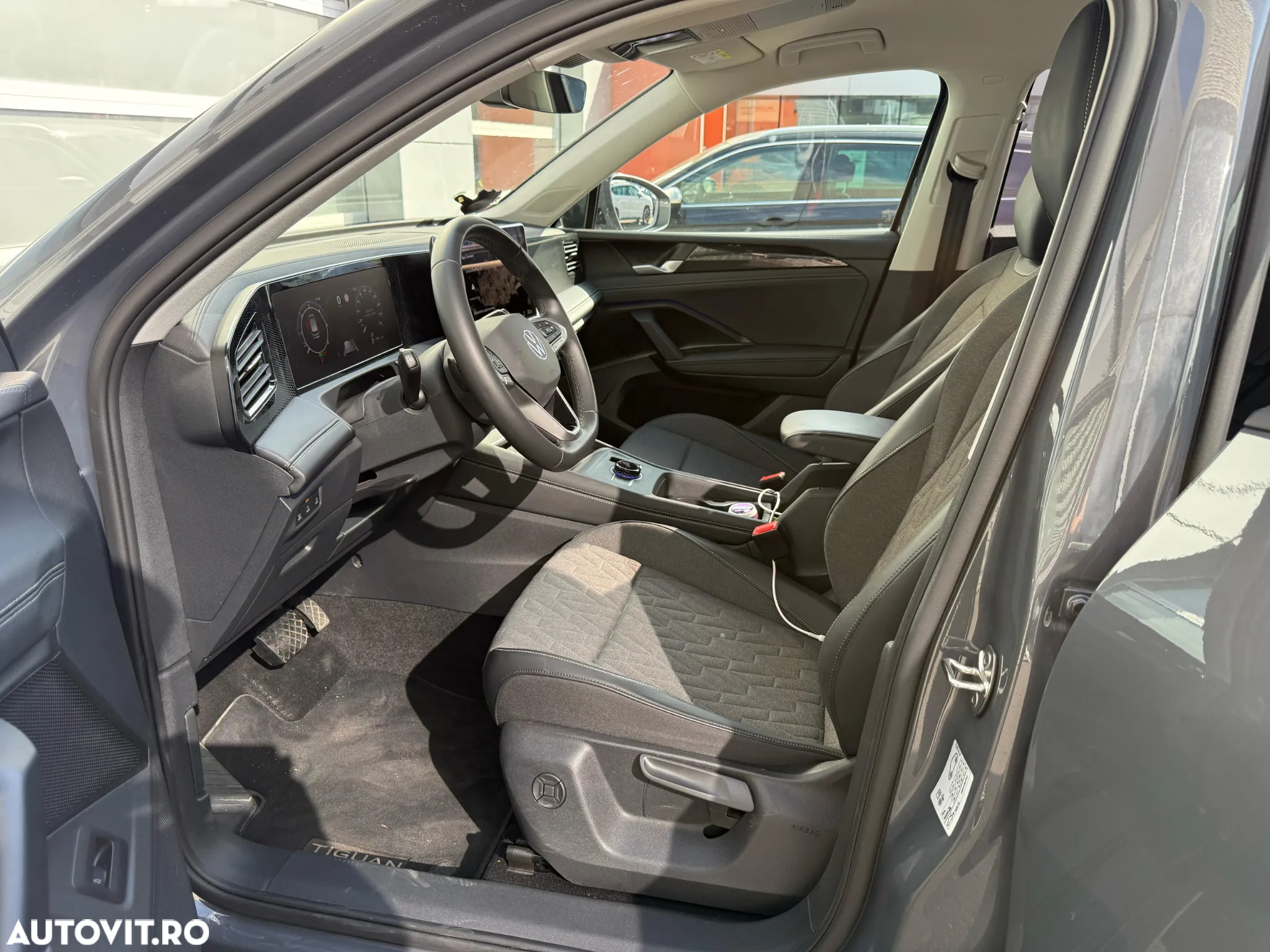 Volkswagen Tiguan 2.0 TDI DSG 4Motion Advanced - 16