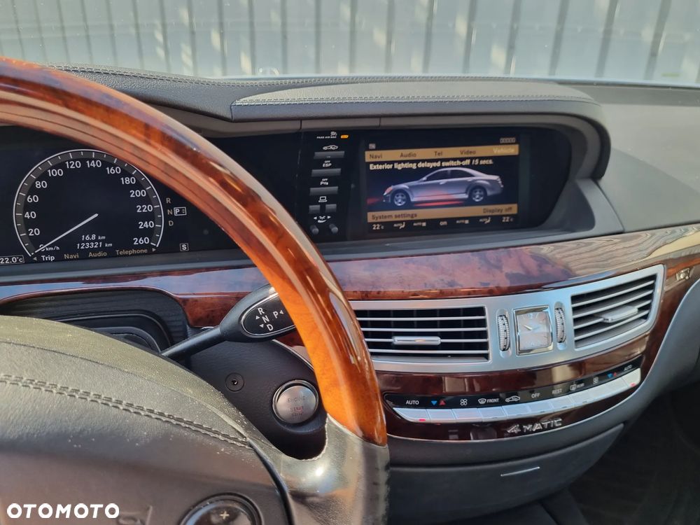 Mercedes-Benz Klasa S 500 4Matic 7G-TRONIC - 15