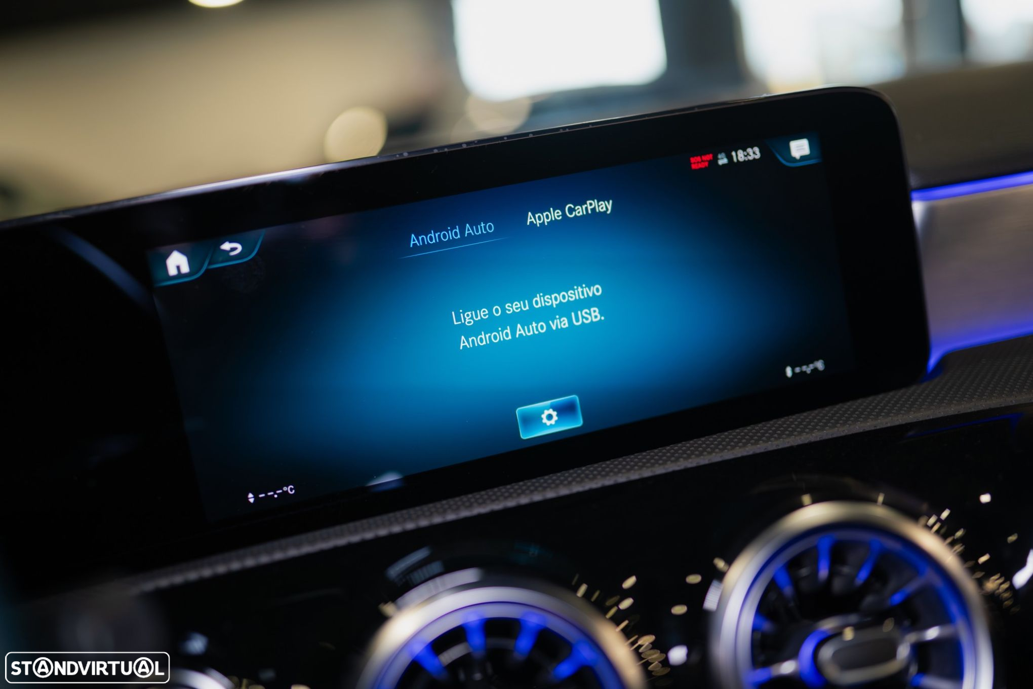 Mercedes-Benz A 250 Limousine e AMG Line - 35