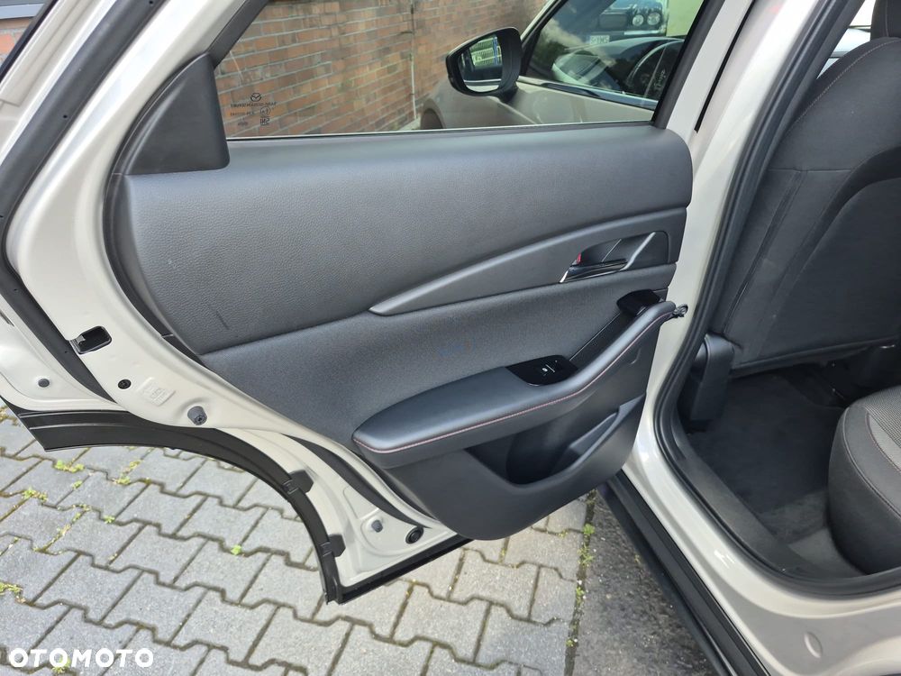 Mazda CX-30 - 38