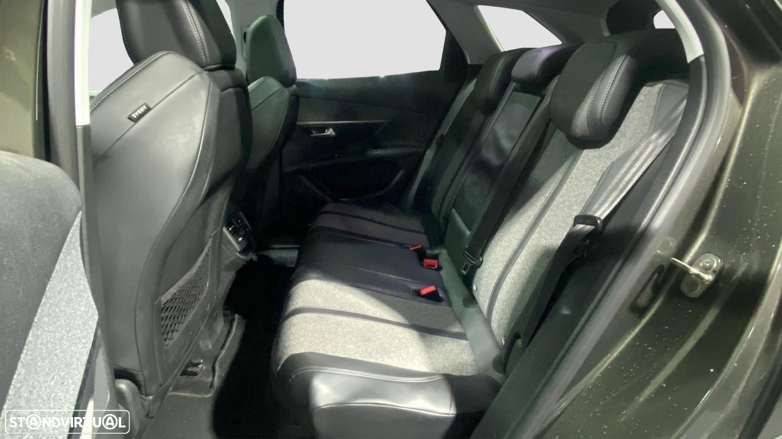 Peugeot 3008 1.6 BlueHDi Allure EAT6 - 12