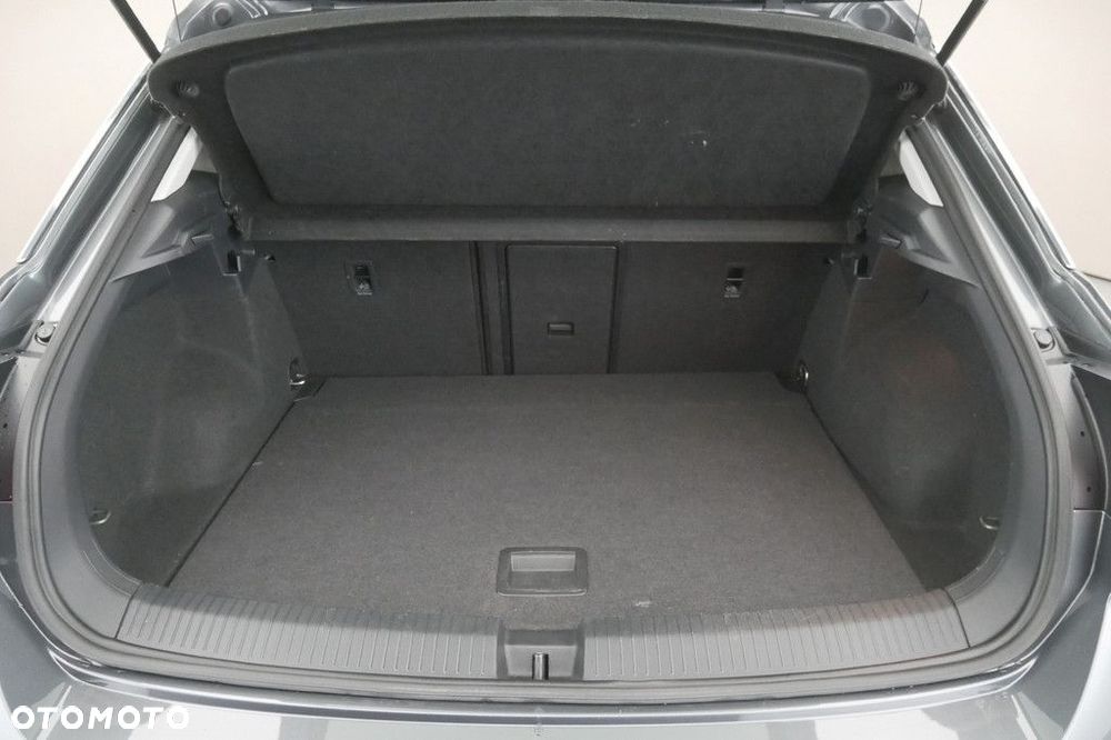 Volkswagen T-Roc 1.5 TSI Life - 16