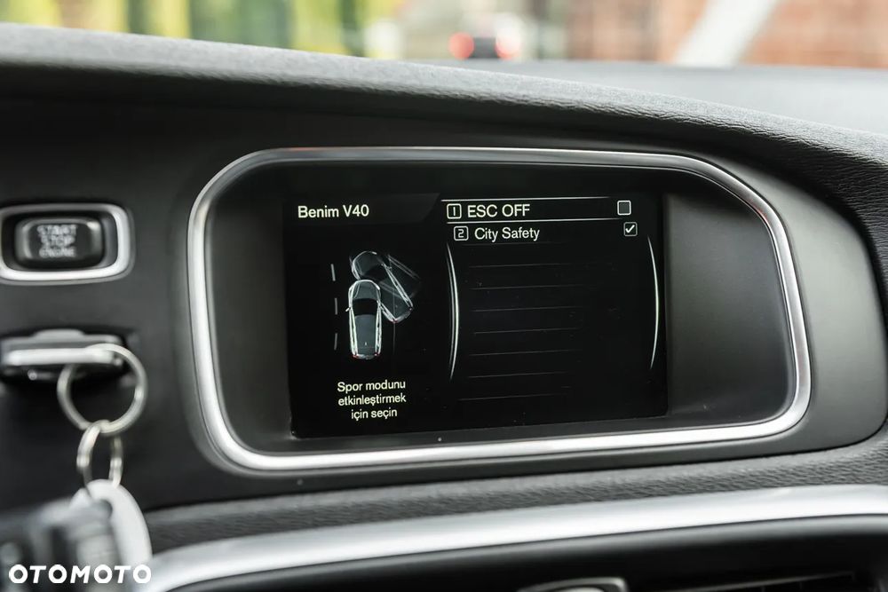 Volvo V40 D3 Drive-E Ocean Race - 20