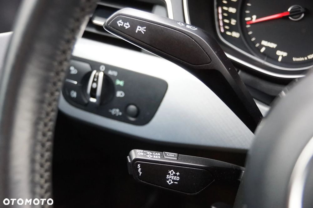 Audi A4 Limousine 2.0 TDI ultra - 19