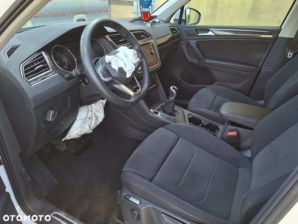 Volkswagen Tiguan ver-2-0-tdi-scr-life - 13
