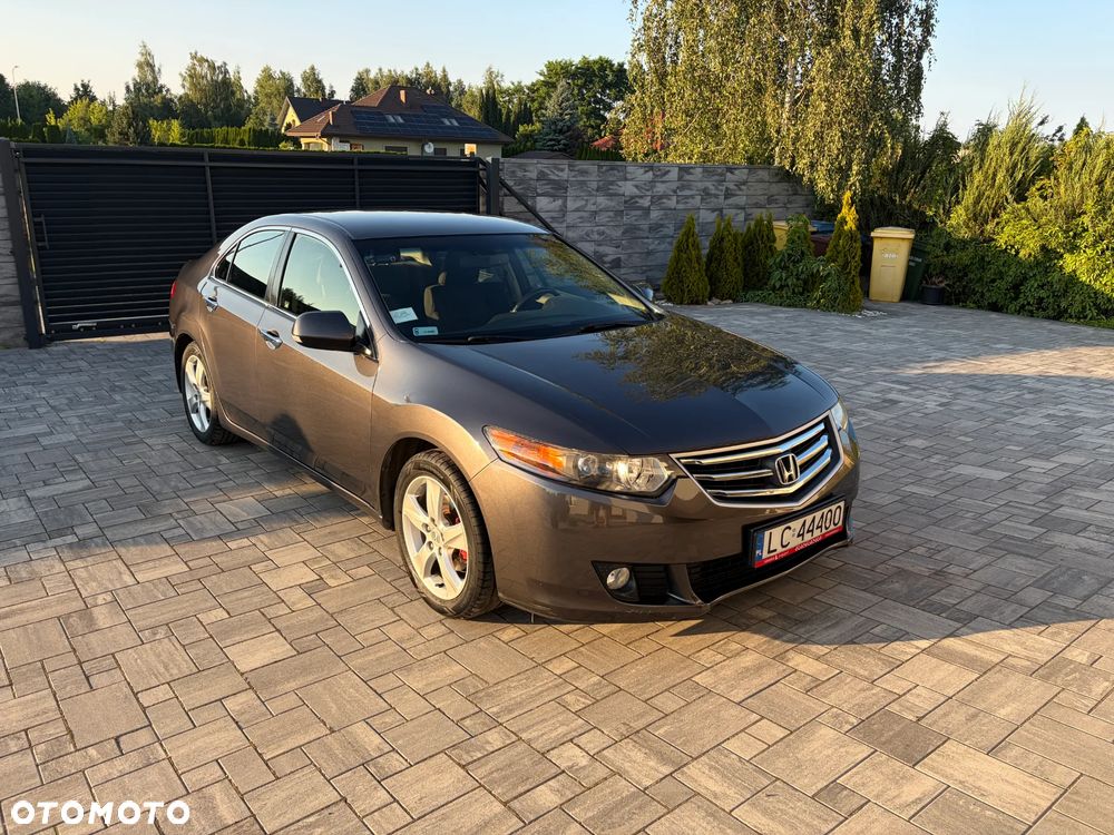 Honda Accord 2.0 Elegance - 2