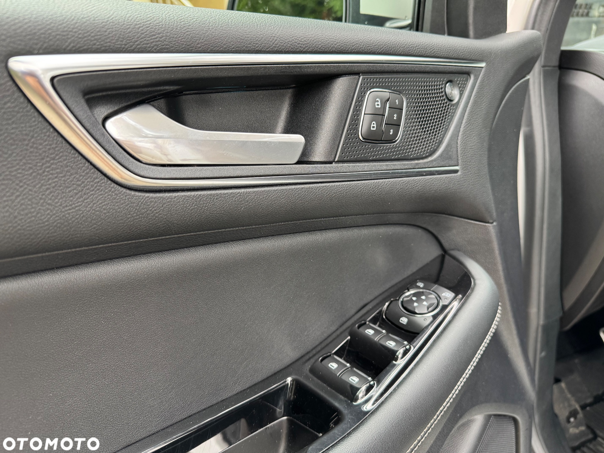 Ford Edge 2.0 EcoBlue Twin-Turbo 4WD ST-Line - 23