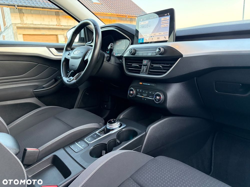 Ford Focus - 17