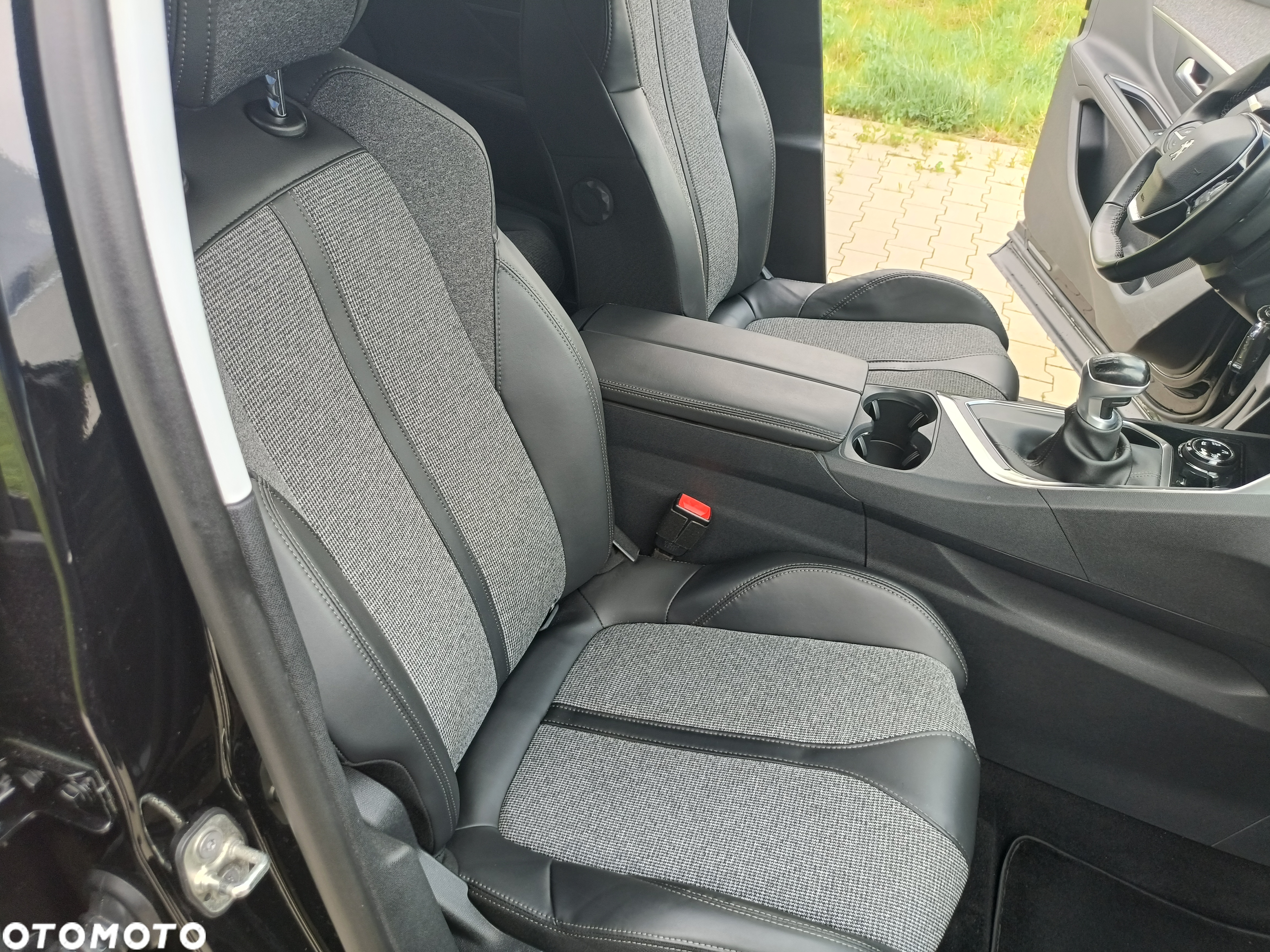 Peugeot 3008 HDi FAP 150 Platinum - 34