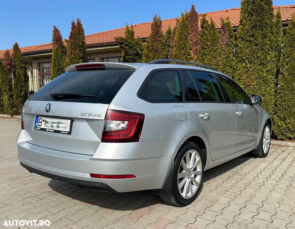 Skoda Octavia 2.0 TDI DSG Ambition - 14