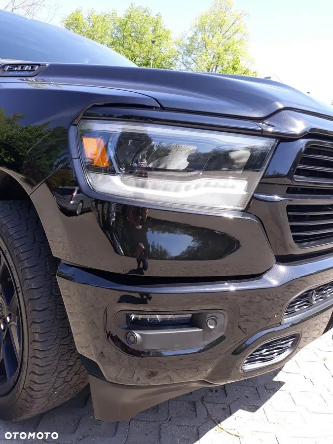 RAM 1500 Crew Cab Sport - 7