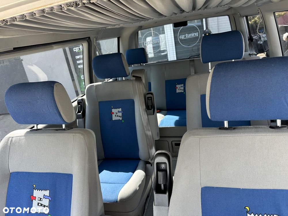 Volkswagen Multivan Standard - 17